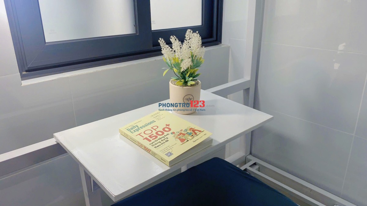 Nhà KTX Nữ ngay ĐH Ngân Hàng (400m, đi bộ được), SPKT, Hutech,... Mới toanh mới xây, An ninh, Sạch