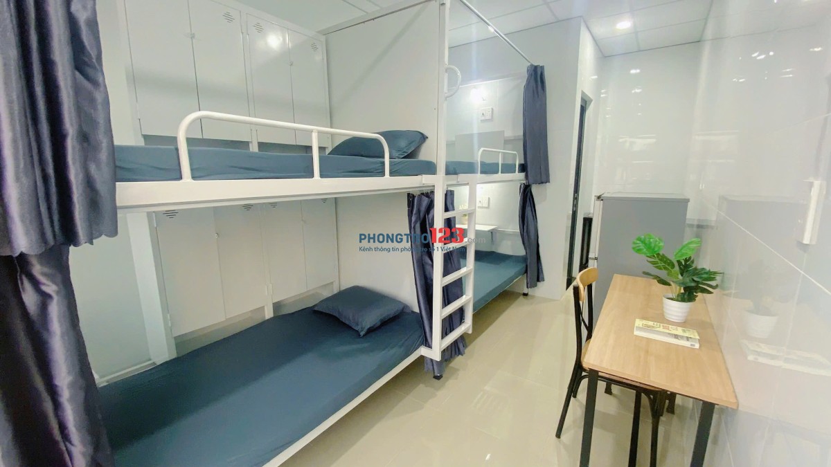 Nhà KTX Nữ ngay ĐH Ngân Hàng (400m, đi bộ được), SPKT, Hutech,... Mới toanh mới xây, An ninh, Sạch