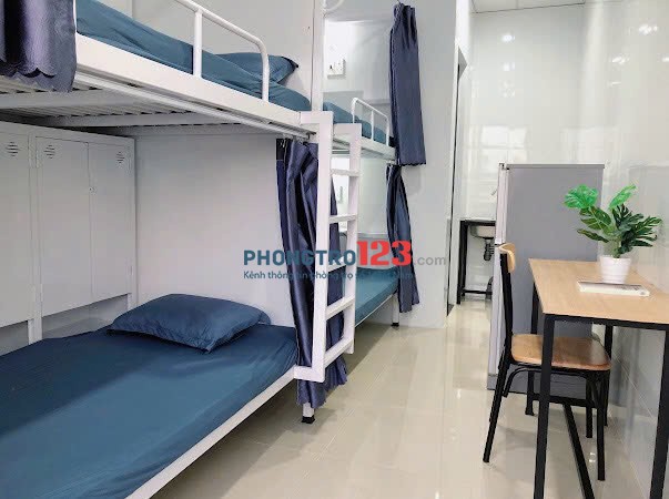 Nhà KTX Nữ ngay ĐH Ngân Hàng (400m, đi bộ được), SPKT, Hutech,... Mới toanh mới xây, An ninh, Sạch