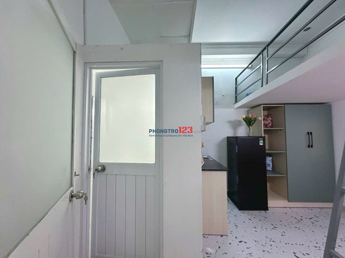 phòng trọ có gác quận 1 có cửa sổ thoáng mát ngay Trần Hưng đạo cầu ông lãnh_chợ bến thành