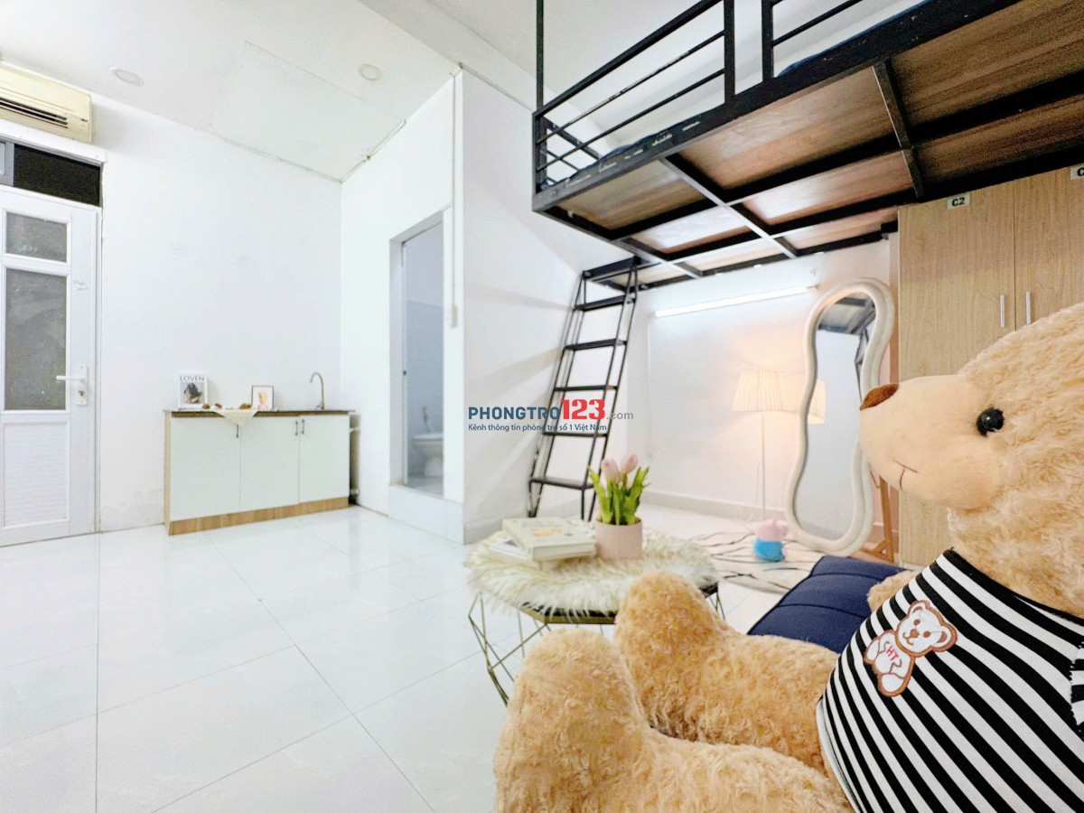 Cho Thuê Căn Hộ Có Gác Trần Cao Full Nội Thất Siêu Thoáng – Có THANG MÁY - Gần HUIT – Tân Phú