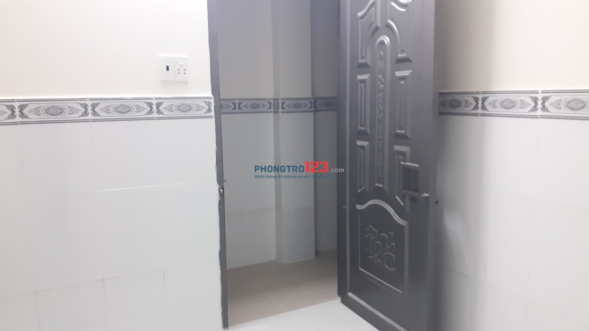 Hẻm 35 PHAN VĂN HỚN Q12: CÒN 1 phòng LẦU 2, CÓ GÁC, WC RIÊNG. KHÔNG CHUNG CHỦ, CHÍNH CHỦ CHO THUÊ !!