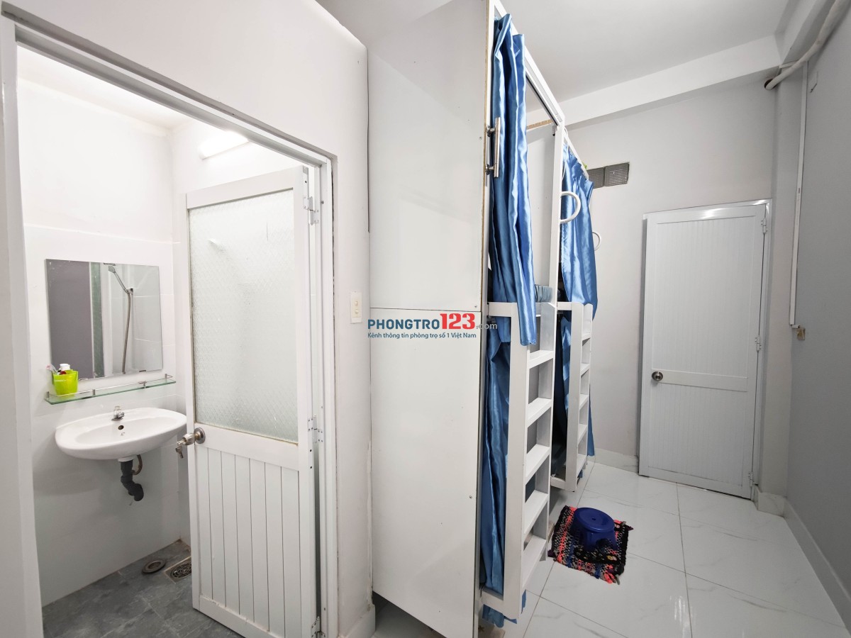 KTX NỮ GẦN UTC2 – ĐI BỘ VÀI PHÚT LÀ TỚI TRƯỜNG