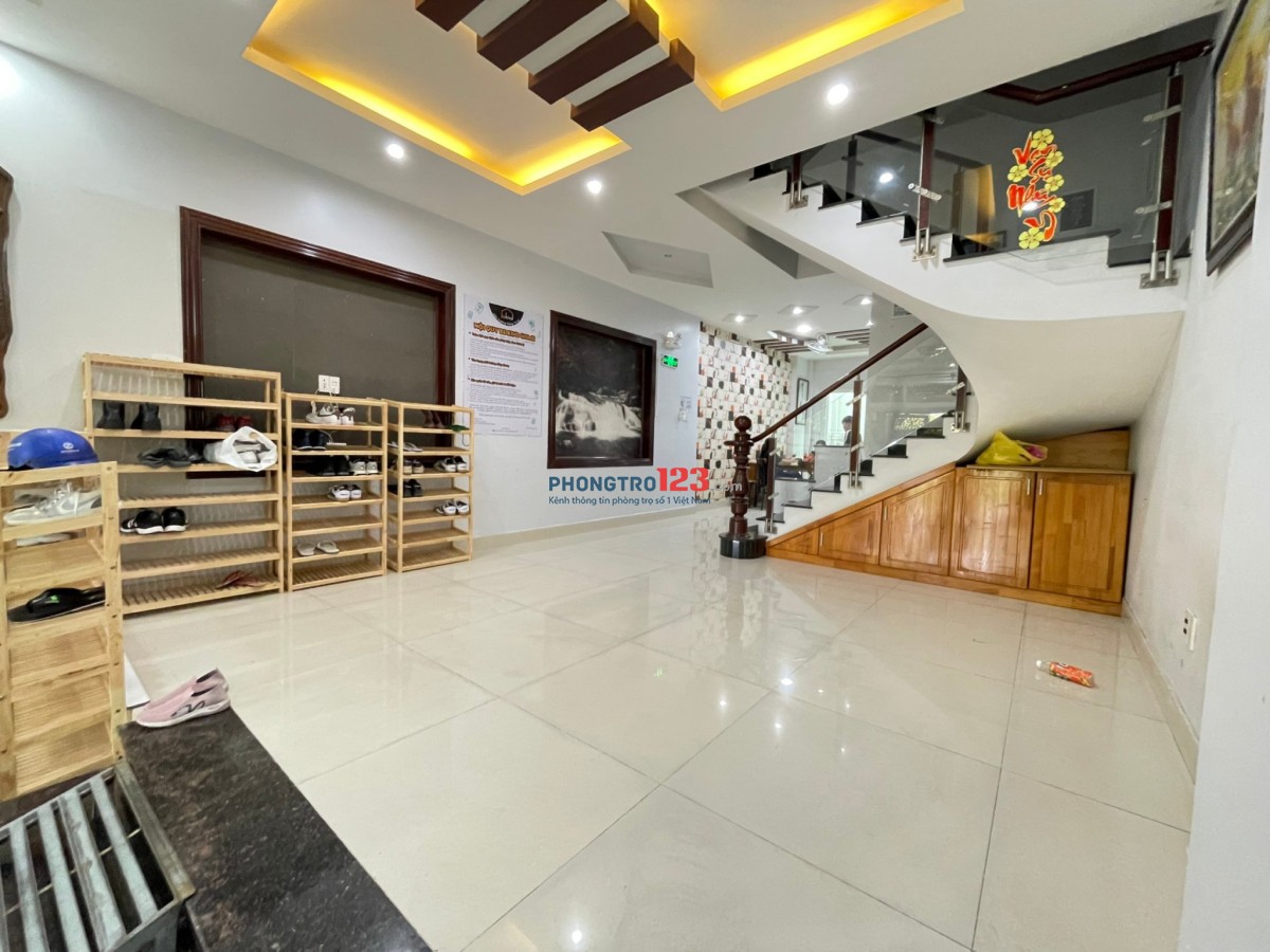 KTX Nam Full nội thất – kế bên ĐH Giao thông vận tải, MÁY LẠNH 24/24
