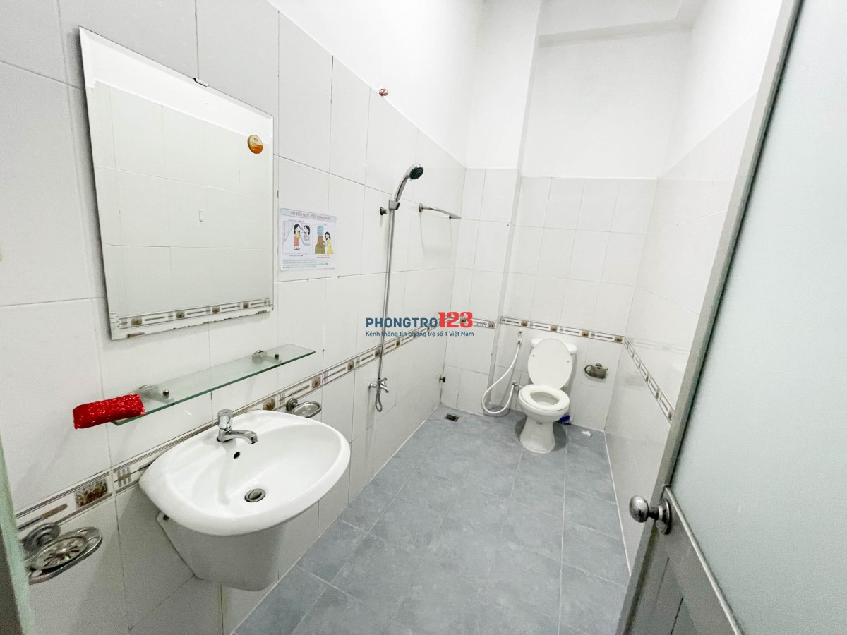KTX Nam – NGAY ĐH Giao Thông Vận Tải & ĐH Văn Hóa Q9, đi bộ vài phút