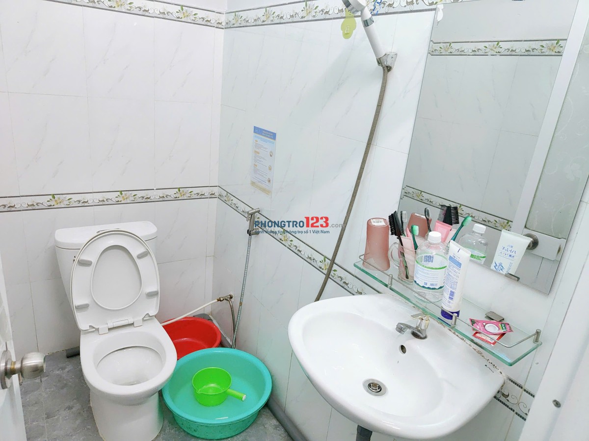 KTX NỮ GẦN UTC2 – ĐI BỘ VÀI PHÚT LÀ TỚI TRƯỜNG