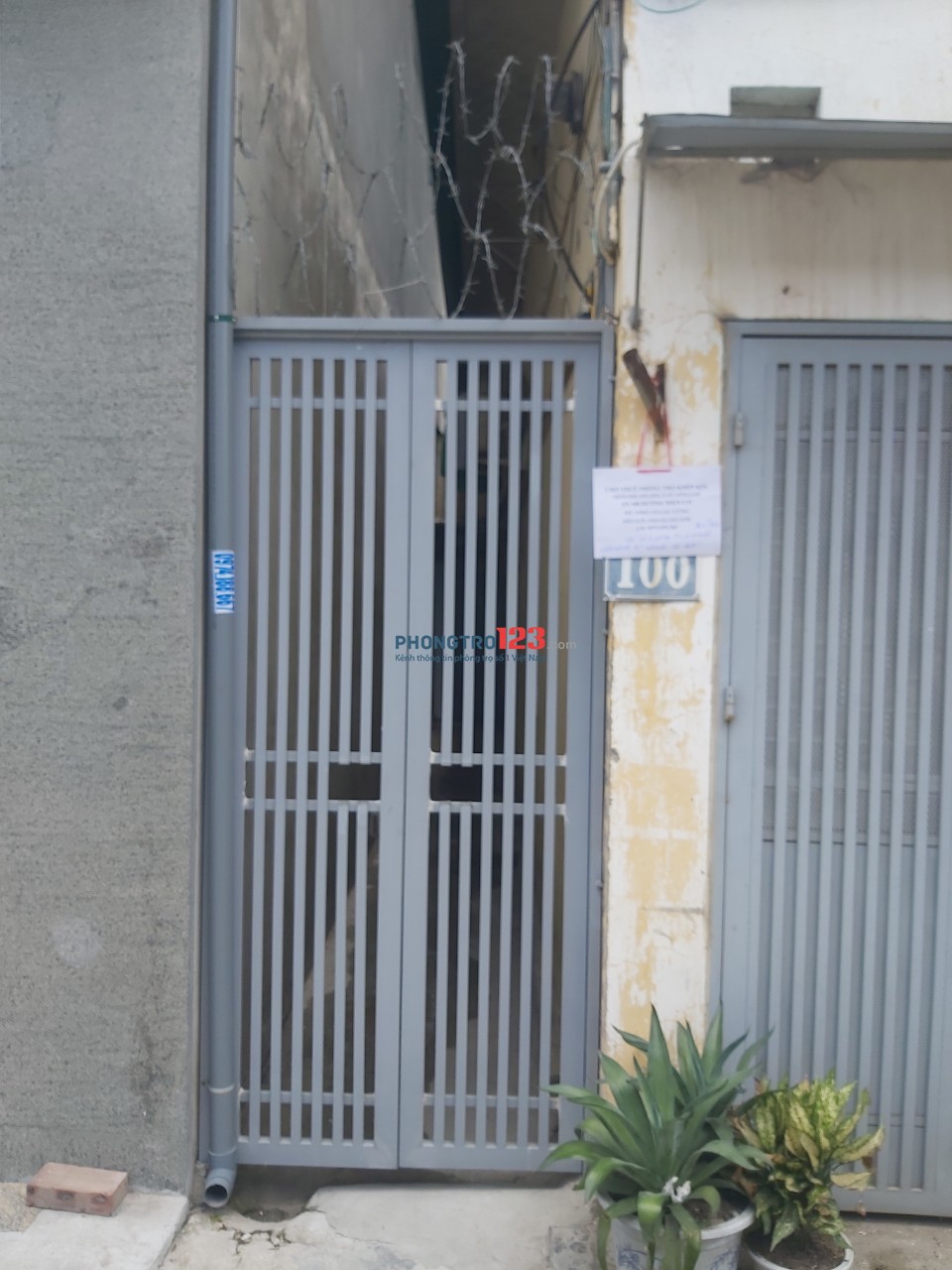 Phòng trọ 25m2 đẹp khép kín giá rẻ, điện nước giá rẻ. Có điều hòa 2 chiều, máy nước nóng, lạnh đủ