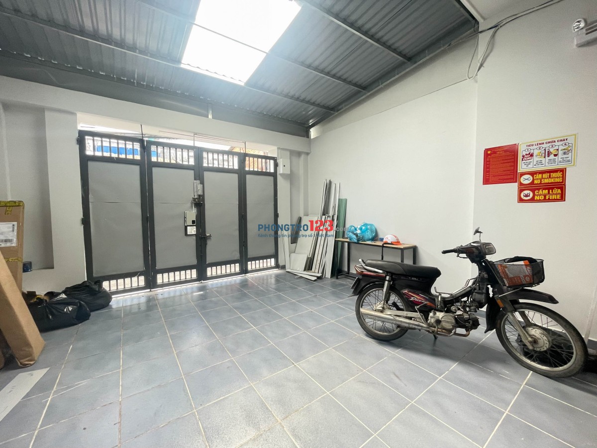 KTX Nam – NGAY ĐH Giao Thông Vận Tải & ĐH Văn Hóa Q9, đi bộ vài phút