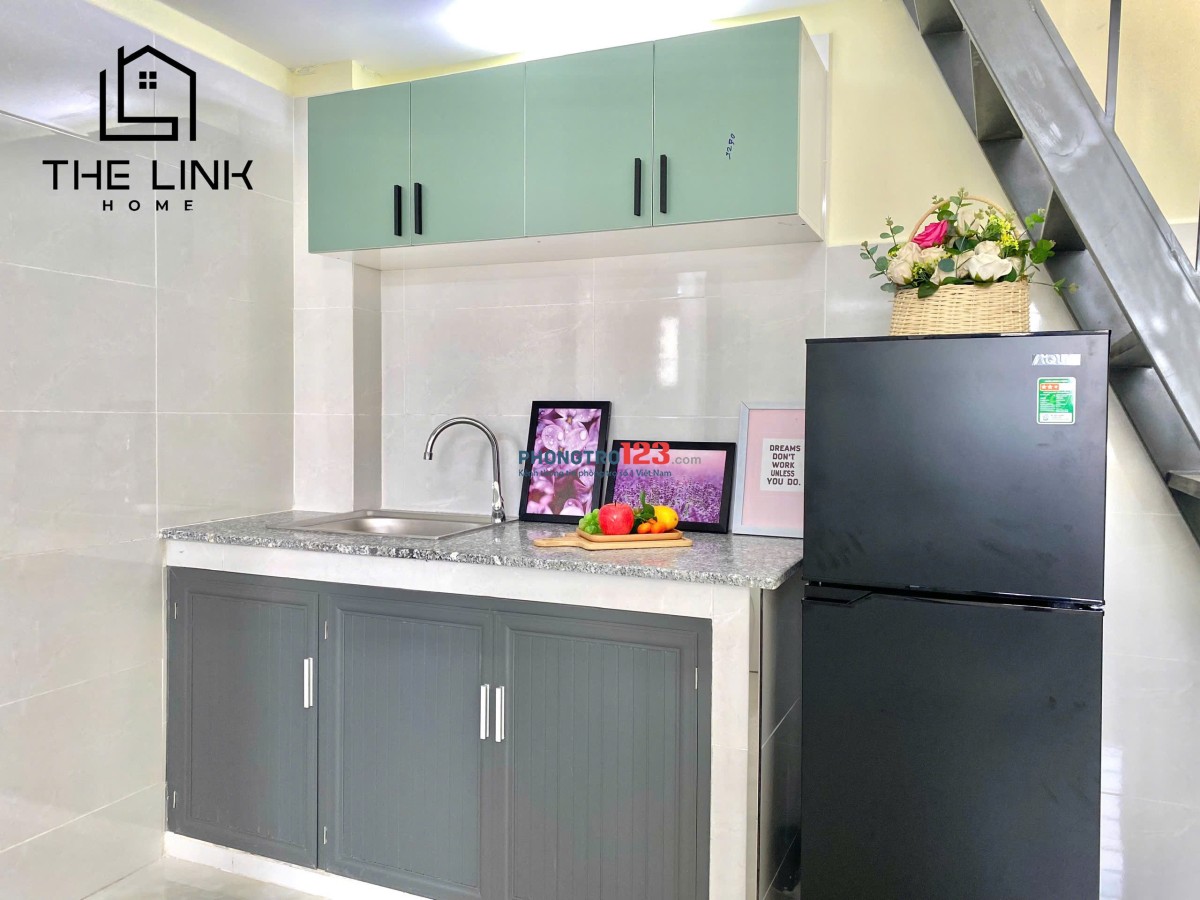 Phòng trọ Full Nội Thất, cửa Sổ lớn, gần Ga Metro, Hàng xanh, Hutech, Vinhome Tân Cảng, Cầu Sài Gòn