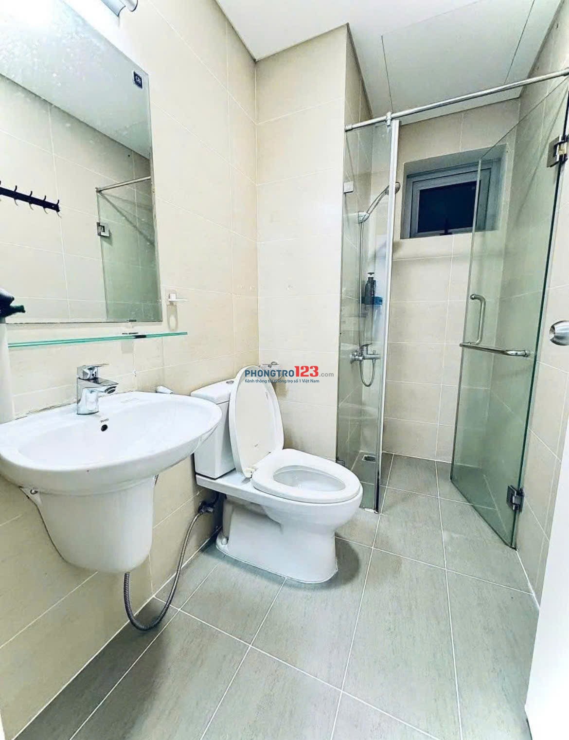 Căn hộ 82m2, 2p ngủ, 2wc,Full Nt, C/c Bàu Cát, p10, Tân Bình chỉ 11tr/th