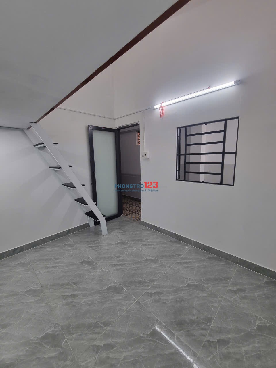 Duplex 20m2 - Gác cao tại Bùi Đình Tuý , Bình Thạnh gần khu vực Hàng Xanh