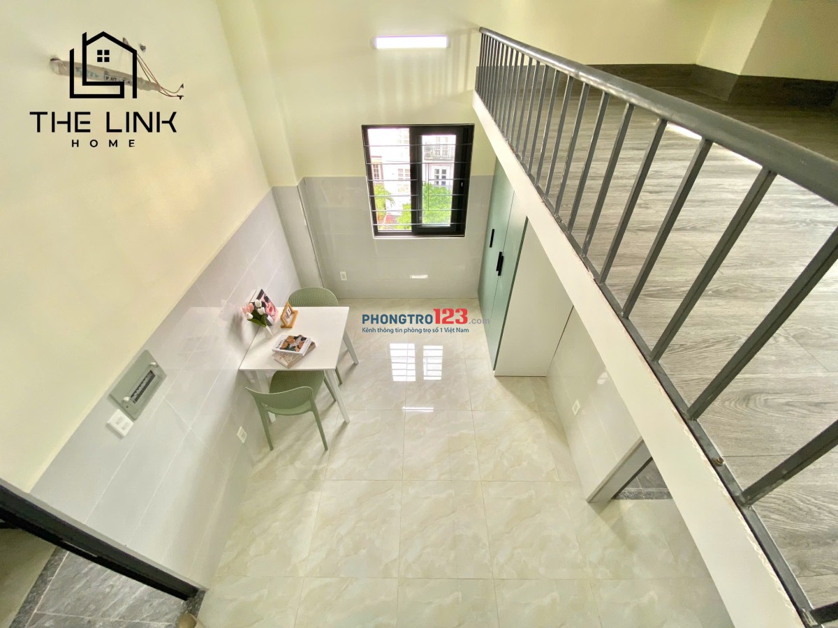 Duplex 30m2 cửa sổ lớn 2 bên ngay Bình Quới, gần đại học Văn Lang CS3, gần Hàng Xanh, khu an ninh
