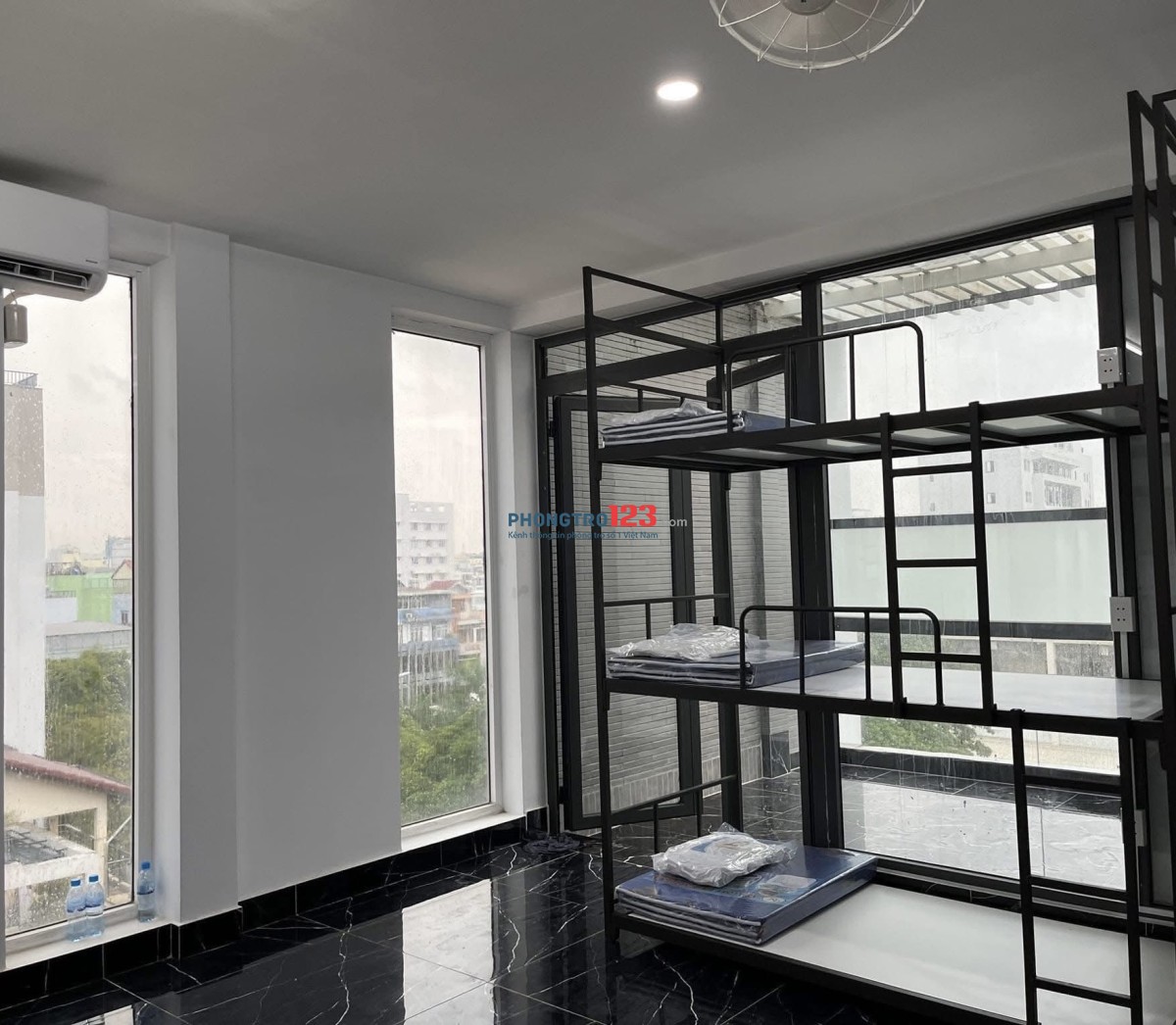 KTX Cao Cấp Happy House Giá Hạt Rẻ 1tr5/Tháng – Full Tiện Nghi – Free Điện Nước WF. Tại Phú Nhuận