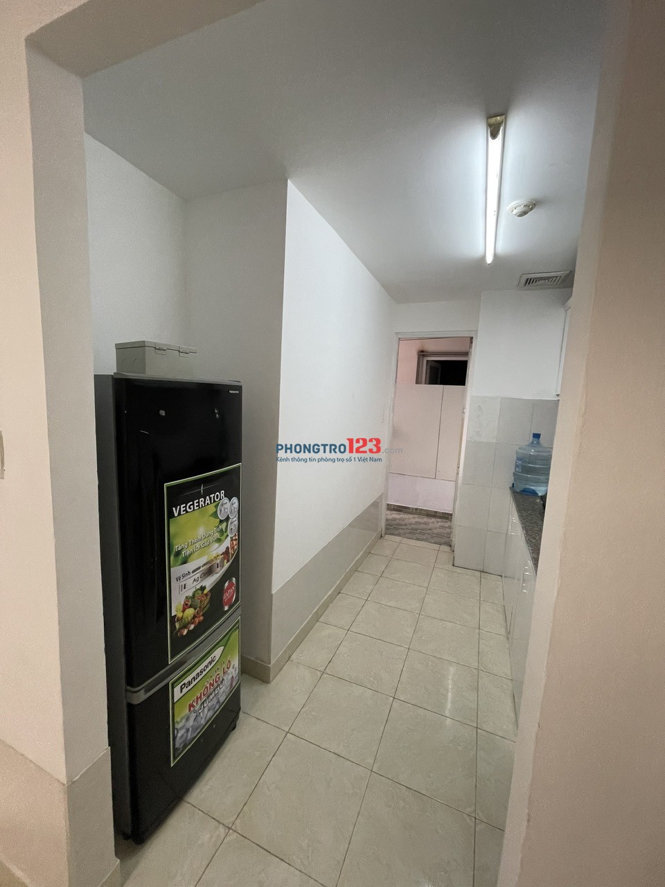 Cho thuê phòng full balcon trong chung cư Hồng Lĩnh (gần ĐH TÔN ĐỨC THẮNG, RMIT...)