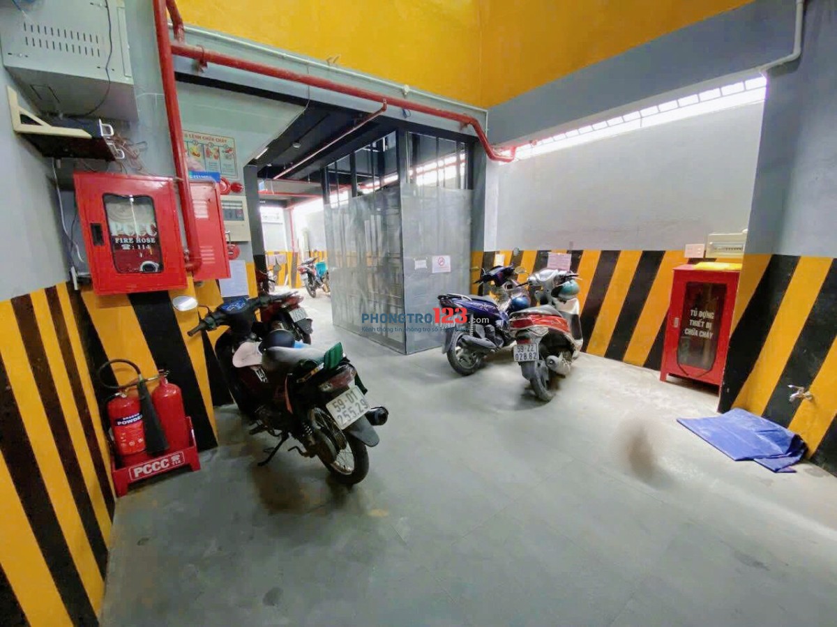 KTX Nữ NGAY ĐẠI HỌC NÔNG LÂM ĐH SPKT, ĐH Ngân Hàng, Làng Đại Học