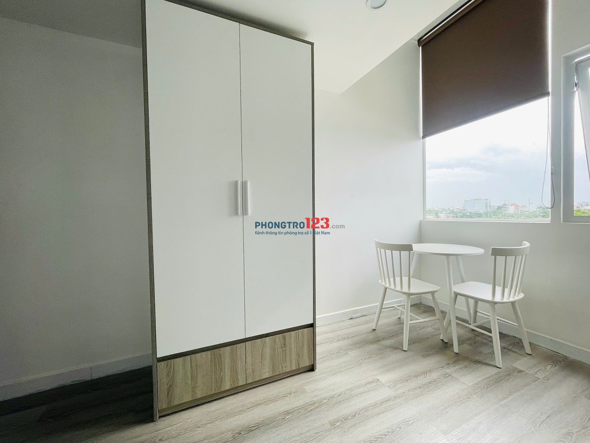 Chính chủ & có HH. 2 phòng view sông full nội thất gần DH Văn Lang