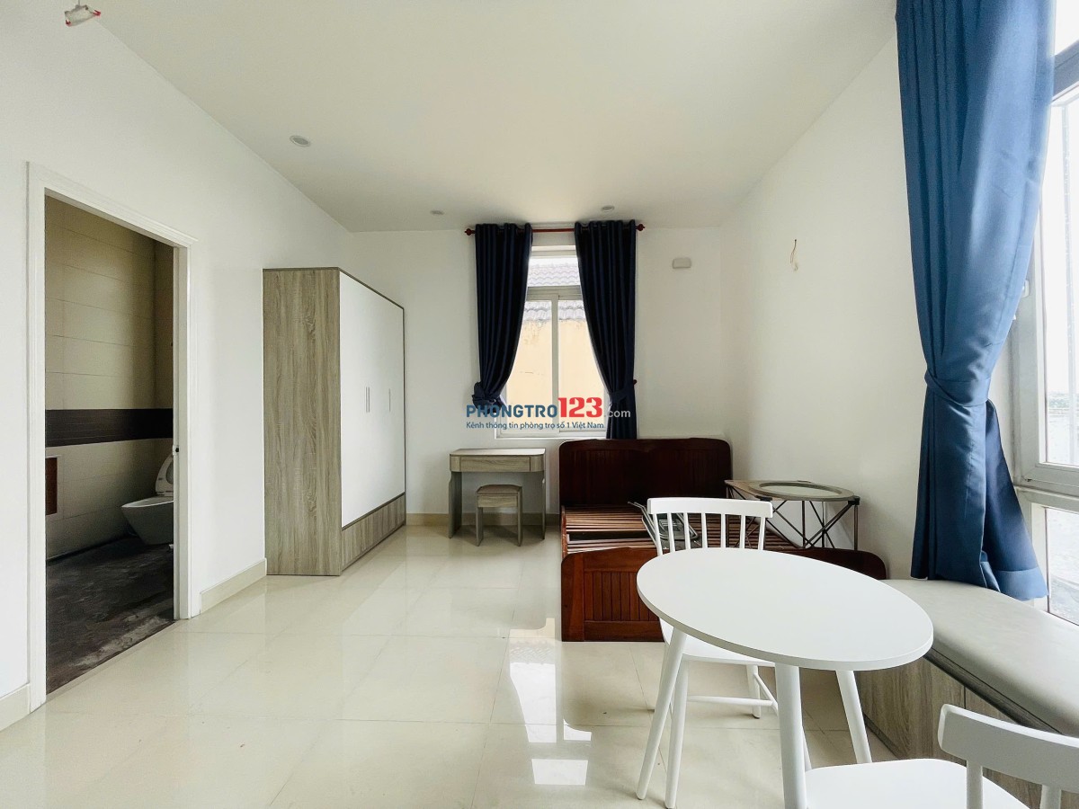 Chính chủ & có HH. 2 phòng view sông full nội thất gần DH Văn Lang
