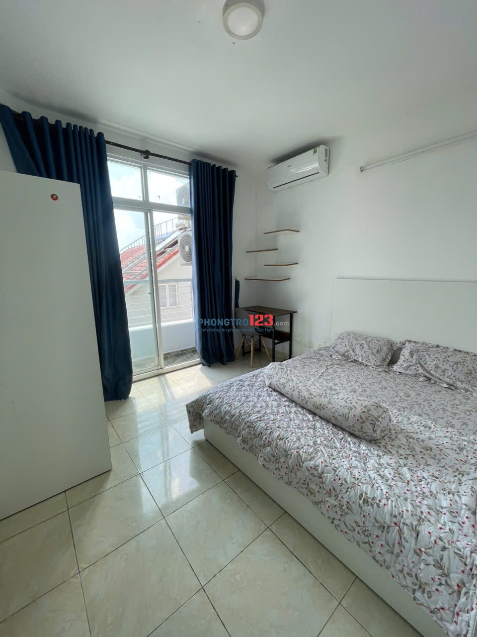 Cho thuê phòng full balcon trong chung cư Hồng Lĩnh (gần ĐH TÔN ĐỨC THẮNG, RMIT...)