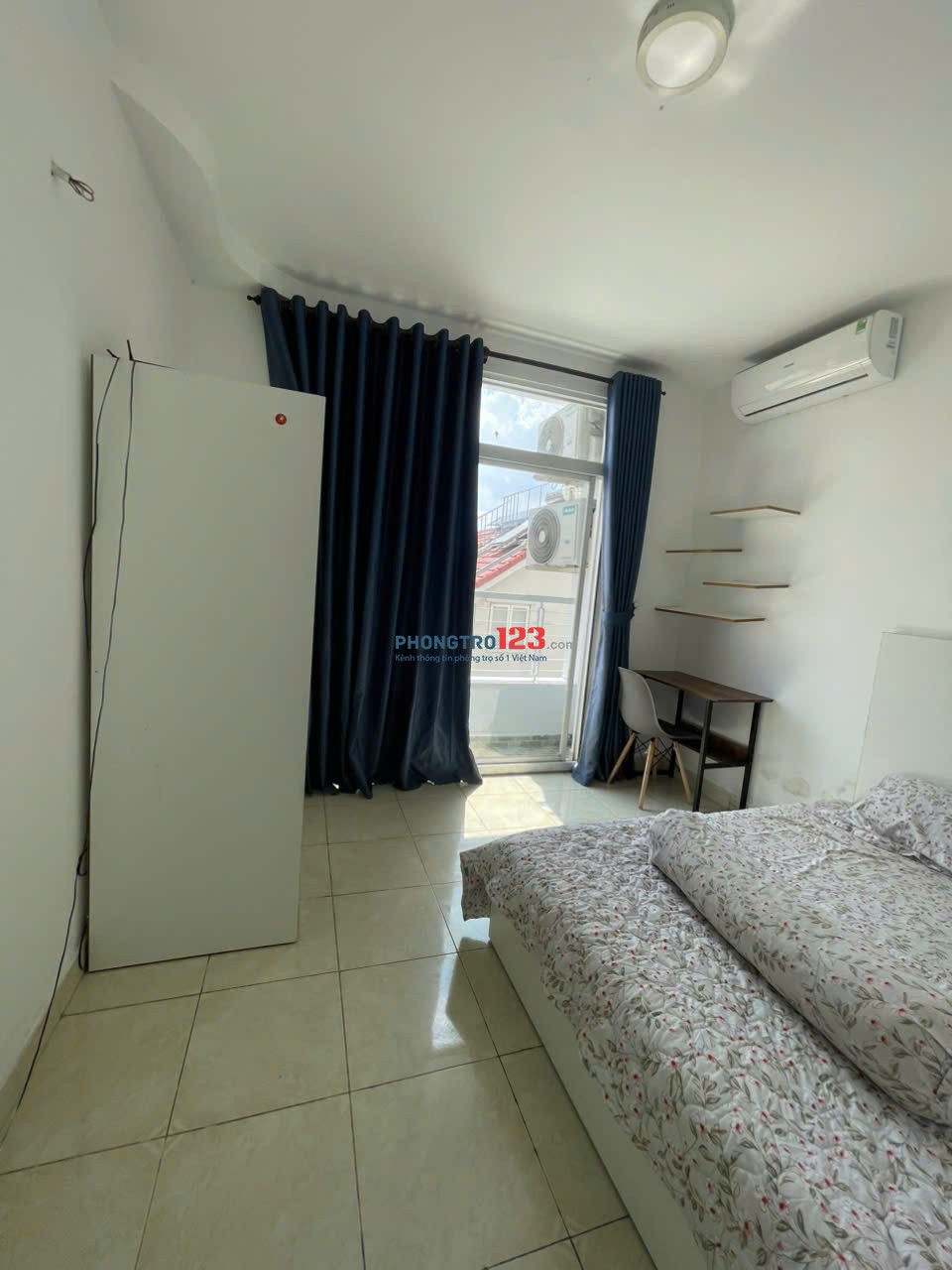 Cho thuê phòng full balcon trong chung cư Hồng Lĩnh (gần ĐH TÔN ĐỨC THẮNG, RMIT...)