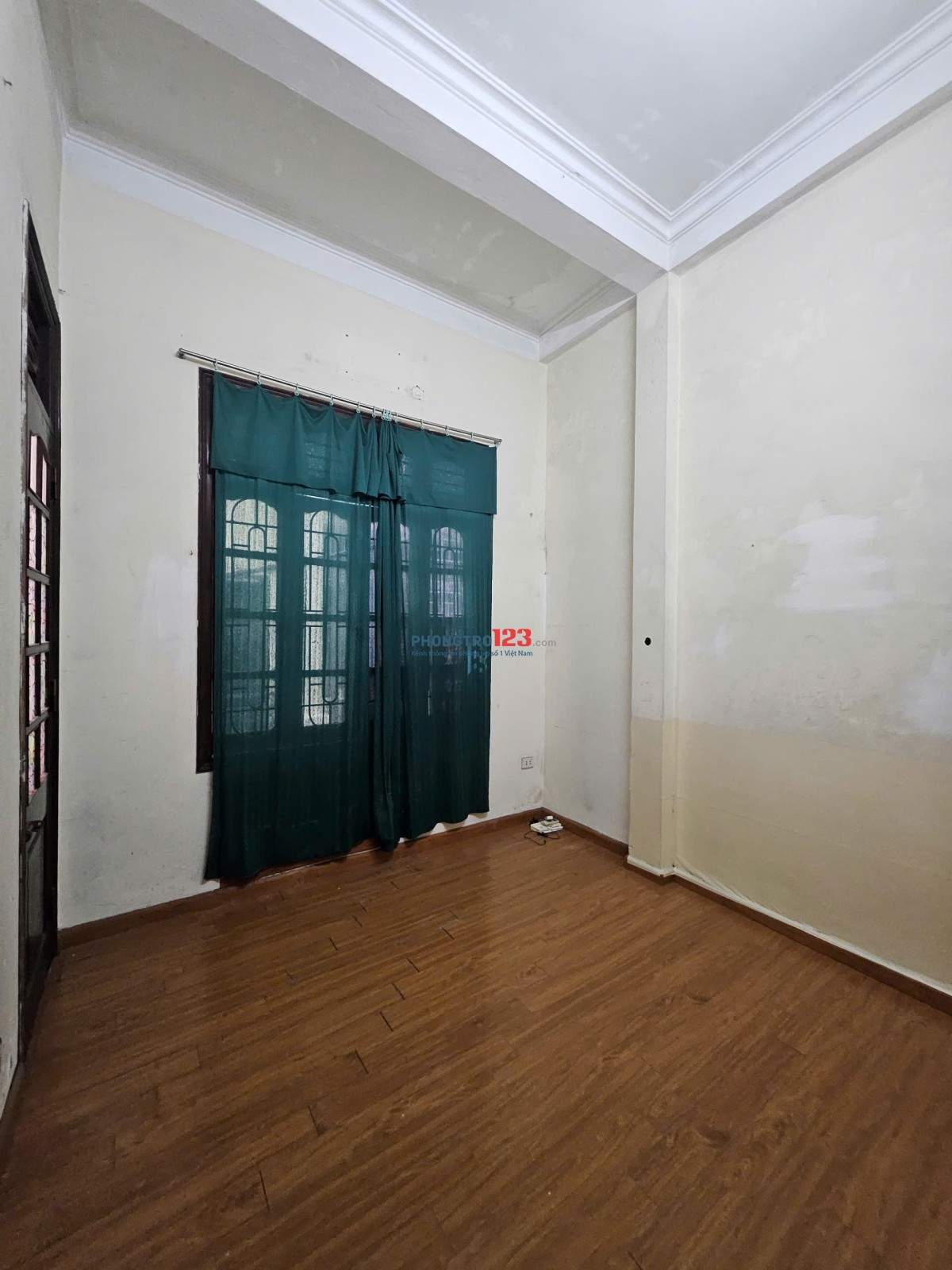 Cho thuê nhà nguyên căn 40m2 x 4 tầng mặt phố