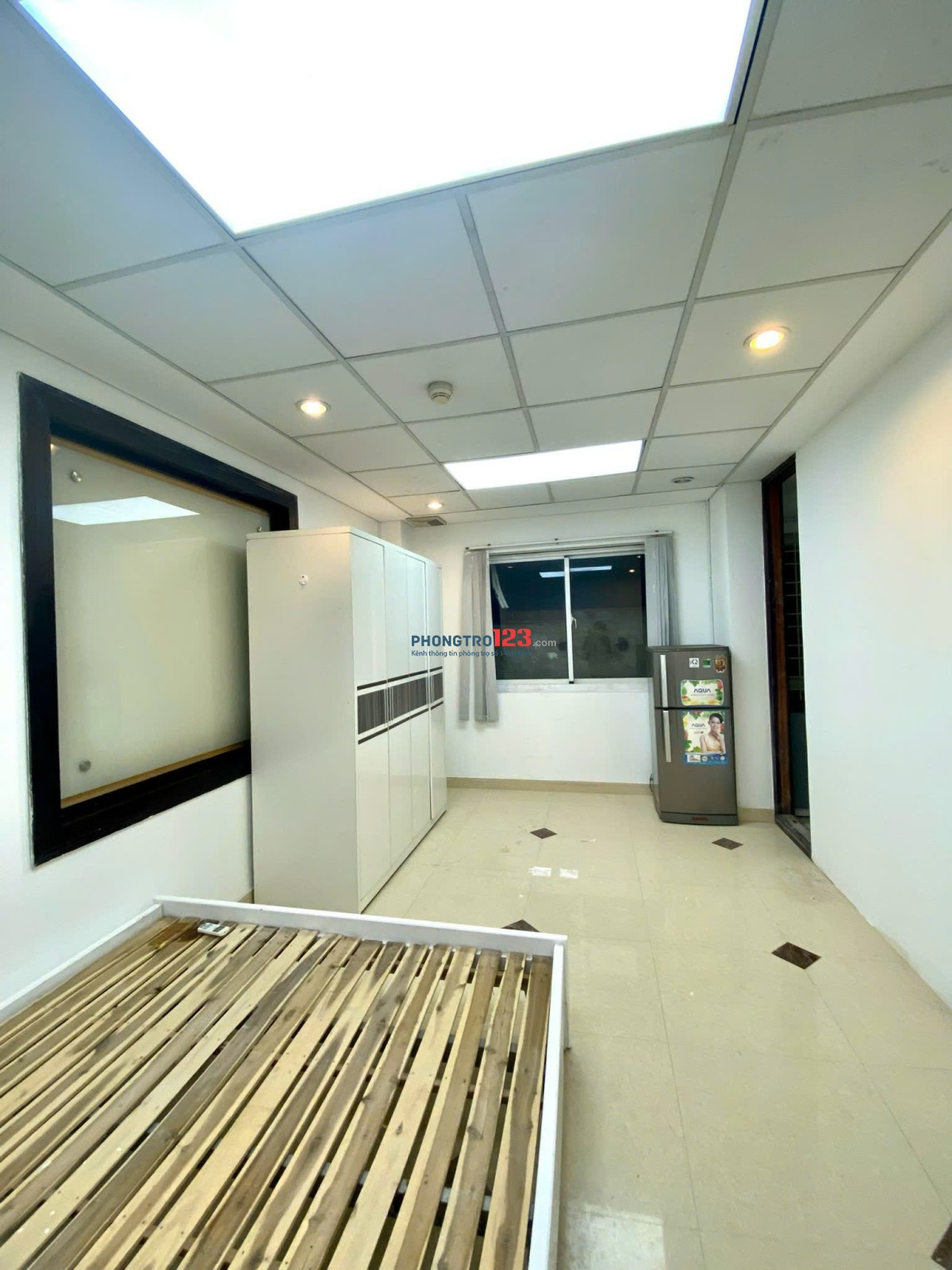 Phòng trọ Phạm Huy Thông - có cửa số lớn thoáng mát