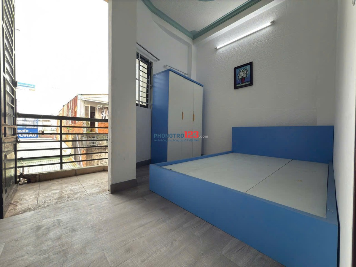 Phòng Trọ Có Ban Công Thoáng Ngay Tại Bình Thạnh Kế Bên Đại Học Hutech, Uef, Hiu - Sdt: 0528267777