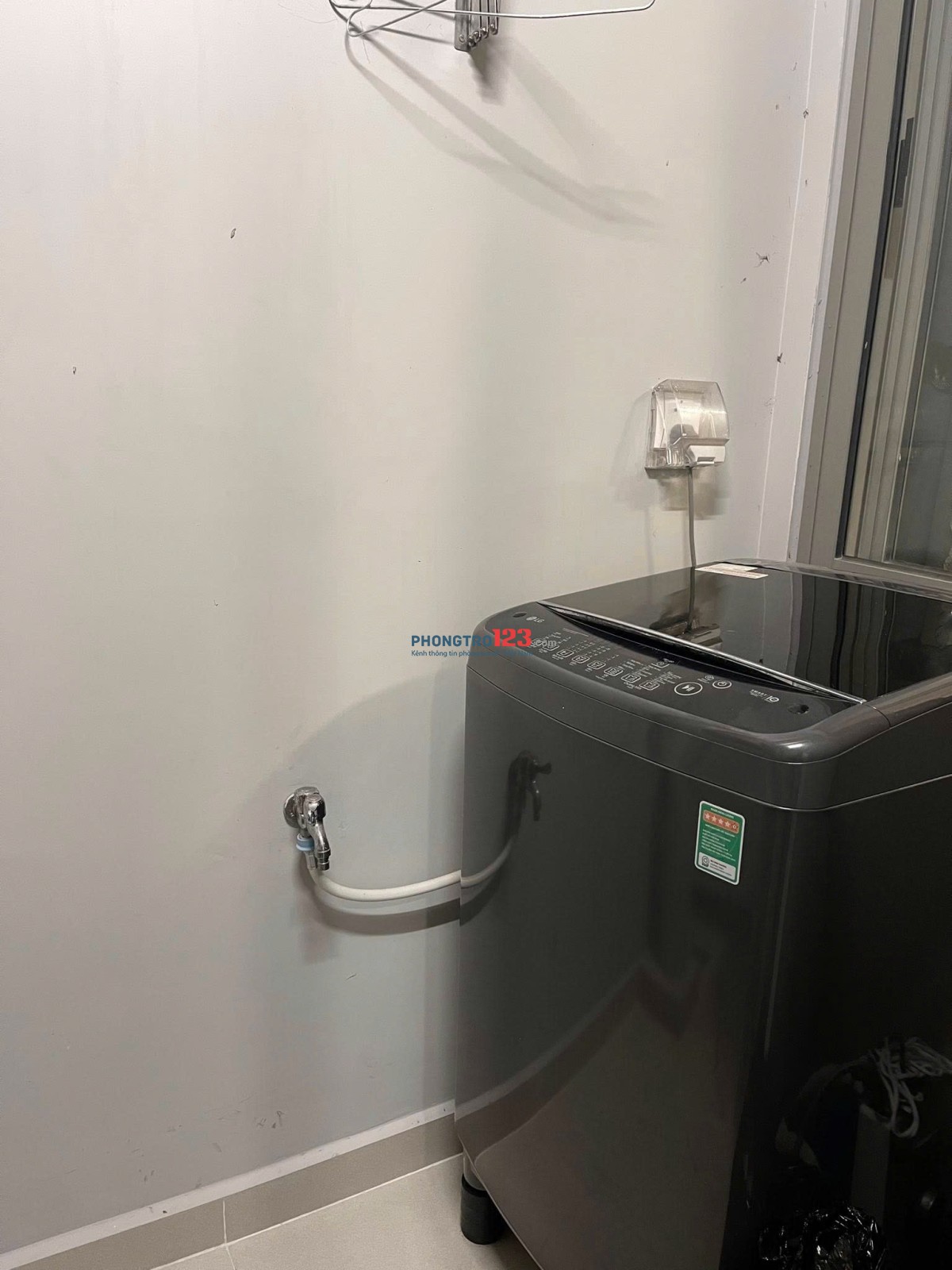C/c Satra Eximland, Phan Đăng Lưu, Phú Nhuận: 105 m2, 2p ngủ, NTCC, 18tr/th