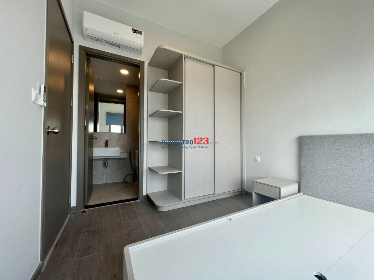 C/c Satra Eximland, Phan Đăng Lưu, Phú Nhuận: 105 m2, 2p ngủ, NTCC, 18tr/th