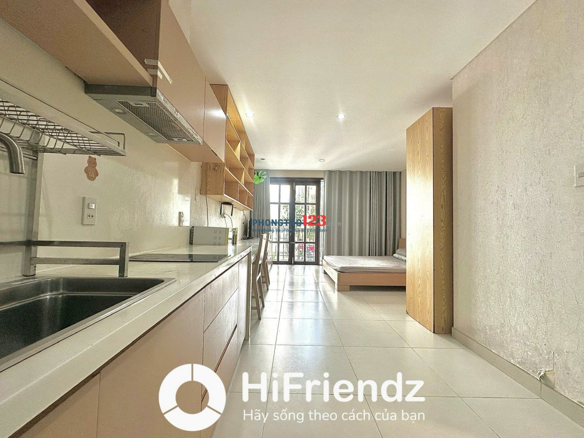 Căn Hộ Sinh Viên Full Nội Thất, Studio Ban Công, Cửa Sổ, Gần UEF, Hutech, Hồng Bàn