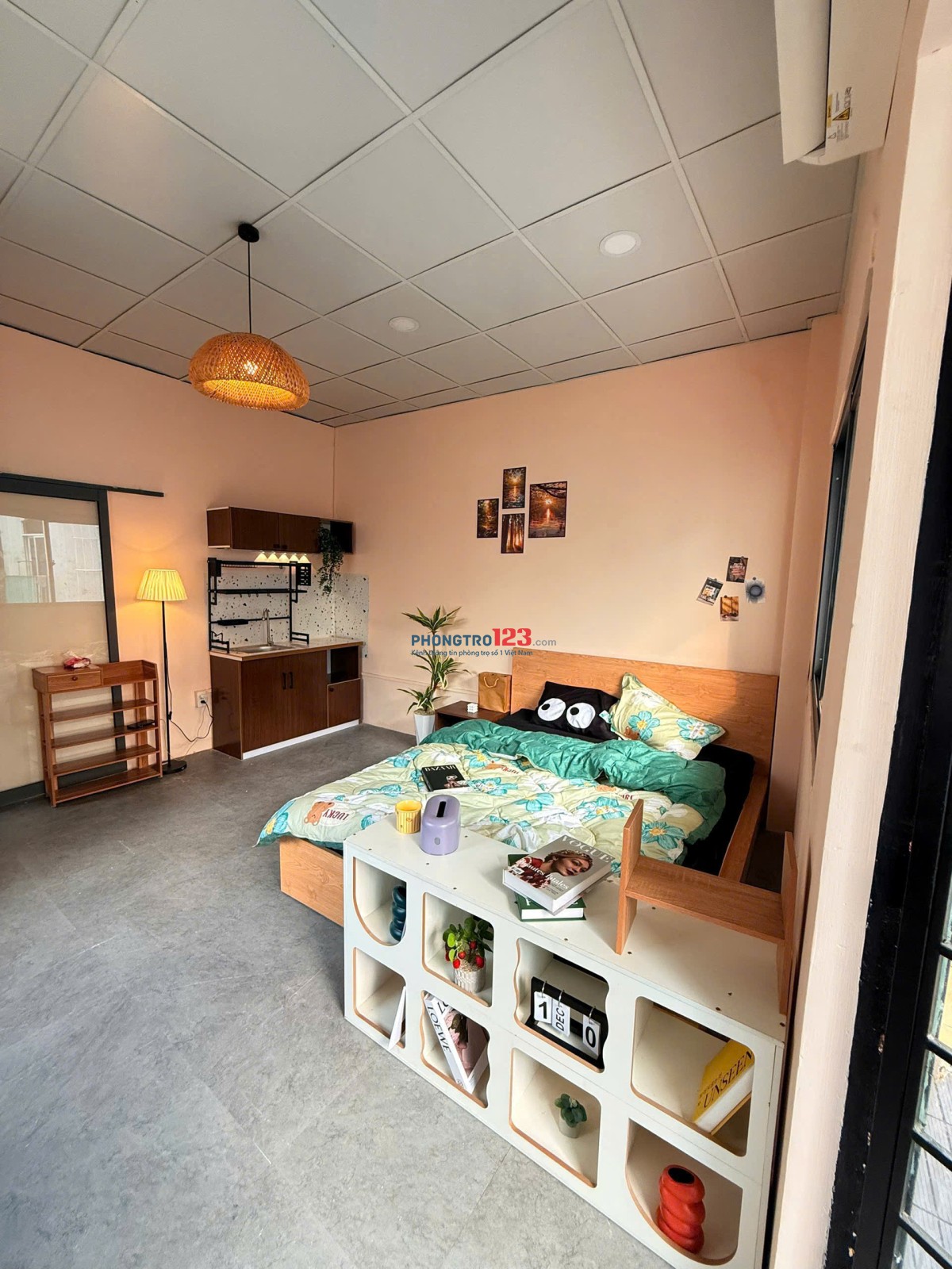 Căn Hộ Sinh Viên Full Nội Thất, Studio Ban Công, Cửa Sổ, Gần UEF, Hutech, Hồng Bàn