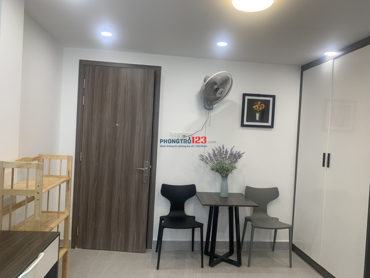  CHO THUÊ STUDIO CHDV_CỬA SỔ, BAO THOÁNG, XINH, SẠCH SẼ, FULL NỘI THẤT_GẦN VLU (CƠ SỞ 1), HSU, UEH