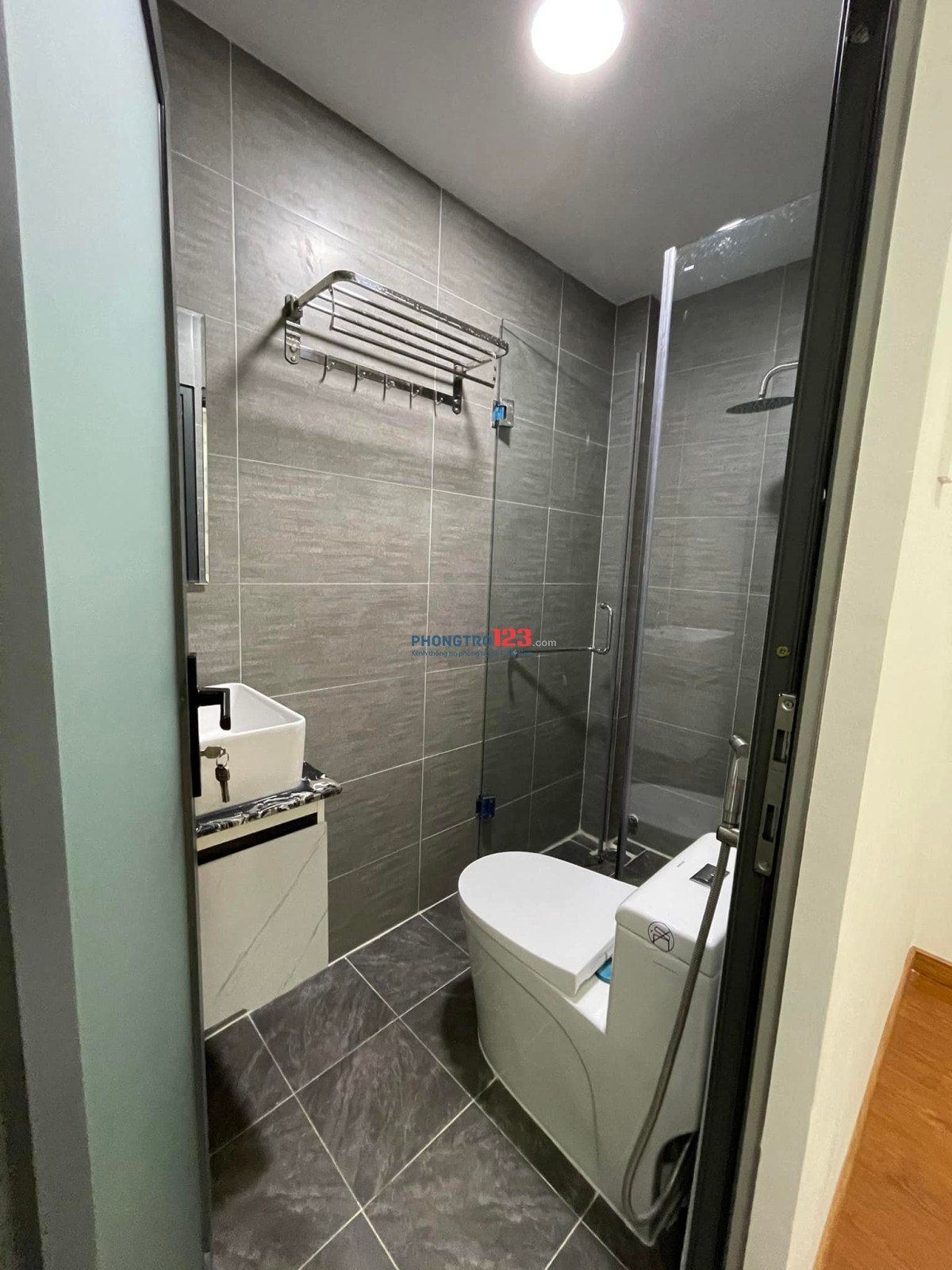 Hẻm 47 Trường Lưu 30m2 Chỉ 2 triệu 6 Phòng Trọ Gần ĐH Huteck, UFM, FPT