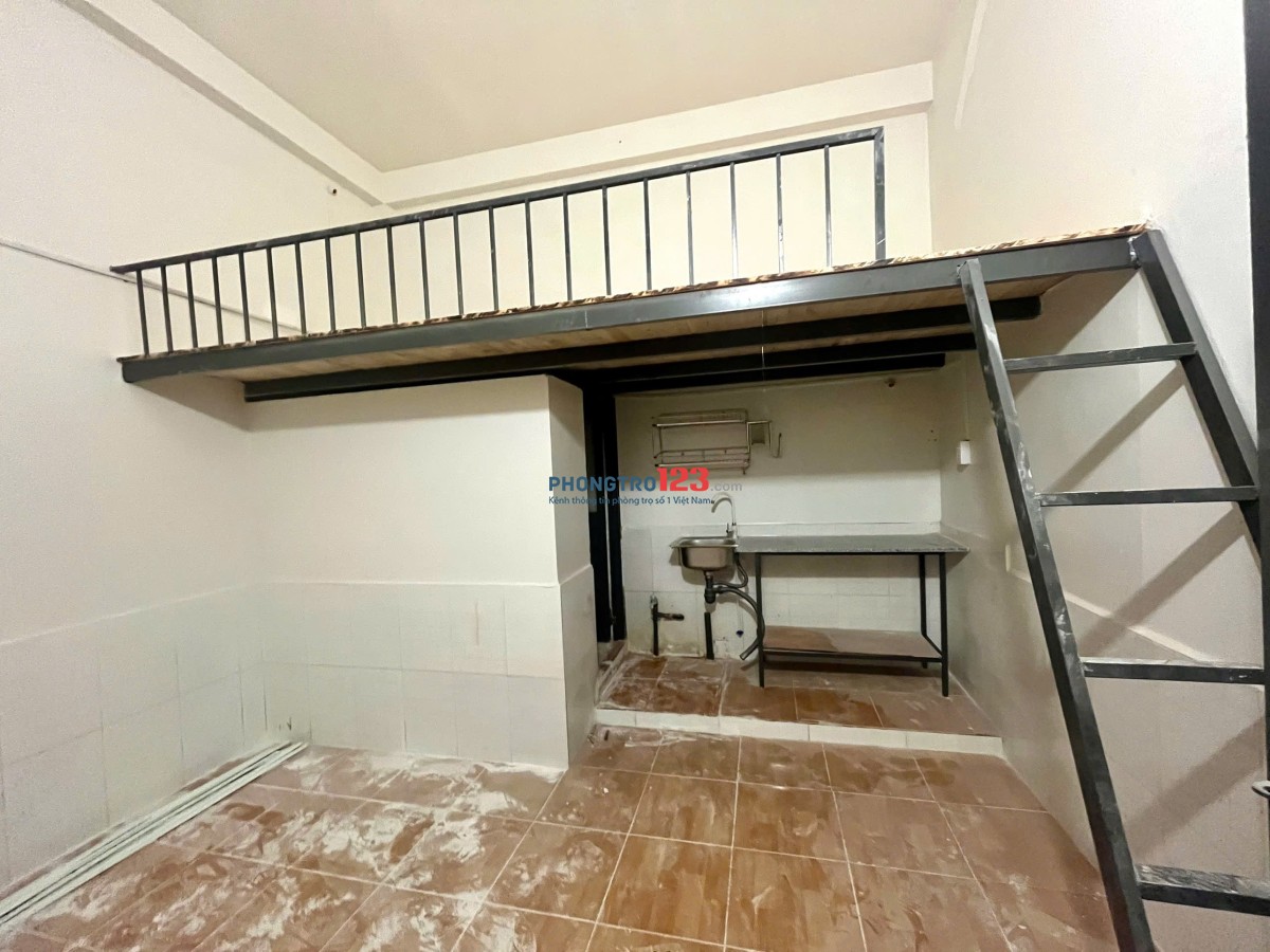 Gần Đại học Nông Lâm TPHCM, Kinh tế-Luật trong 10 phút