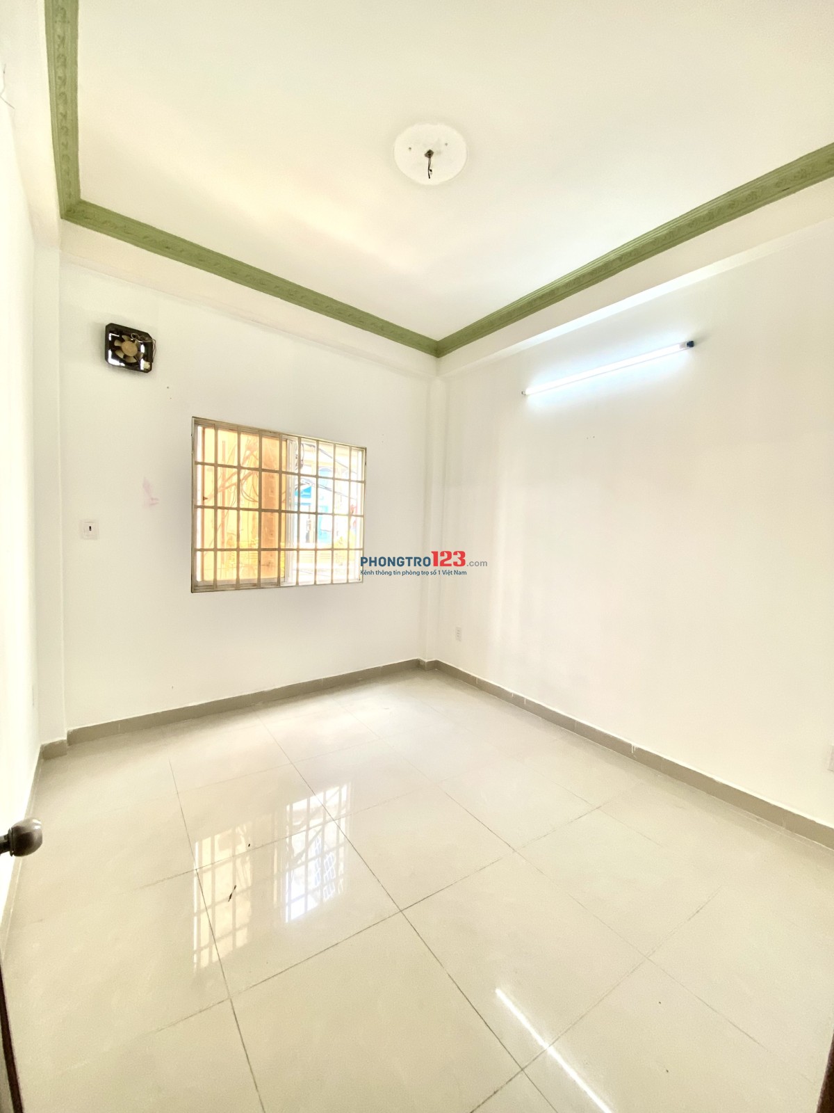 Phòng mini giá rẻ, mới, thoáng mát, an ninh. Trung tâm Phú nhuận