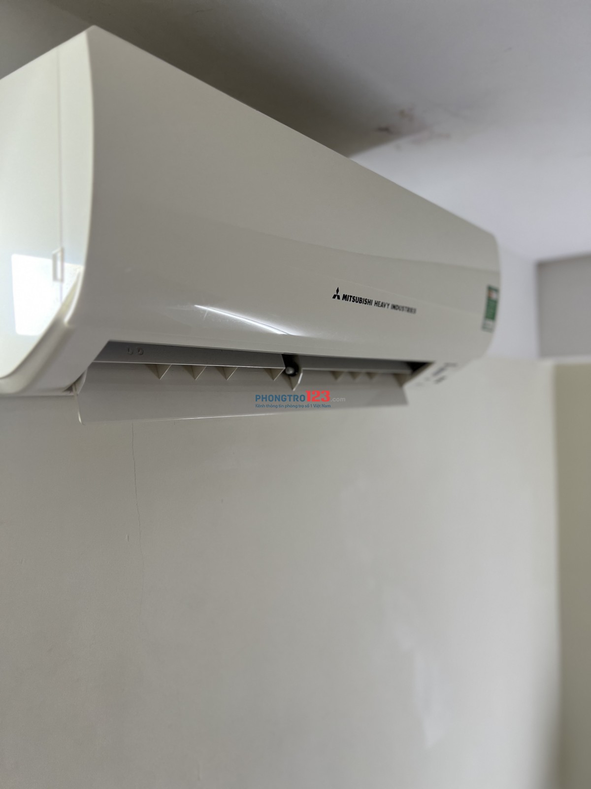 3tr3/2 tháng đầu - gác cao 1m8 - sẵn nội thất tại Tân bình