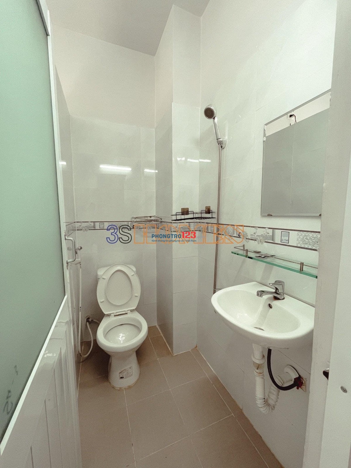 Căn hộ 2tr700 - Tiện đi VHU - Huit - Hvhk - Huflit - Etown - Cộng Hoà