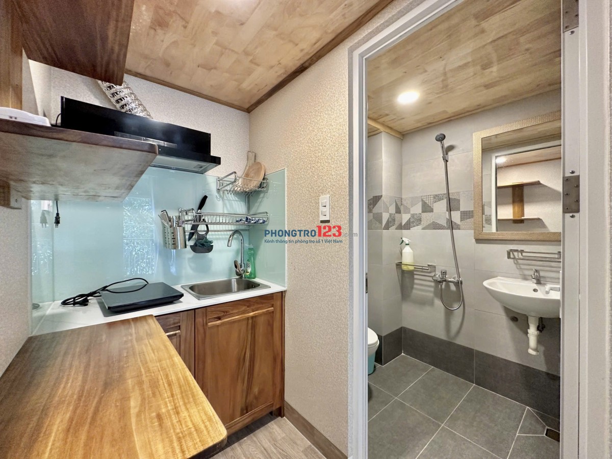 Phòng trọ có gác xịn xò rộng rãi cho tân sinh viên nằm giữa Tân Bình gần các trường Đại học