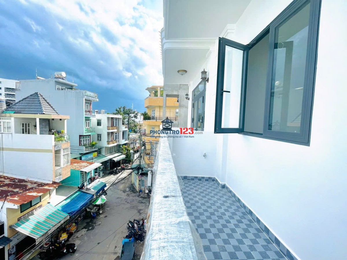 Cho Thuê Căn Hộ Dịch Vụ Full Nội Thất, Ban Công Thoáng Mát, Gần Đại Học Văn Hiến