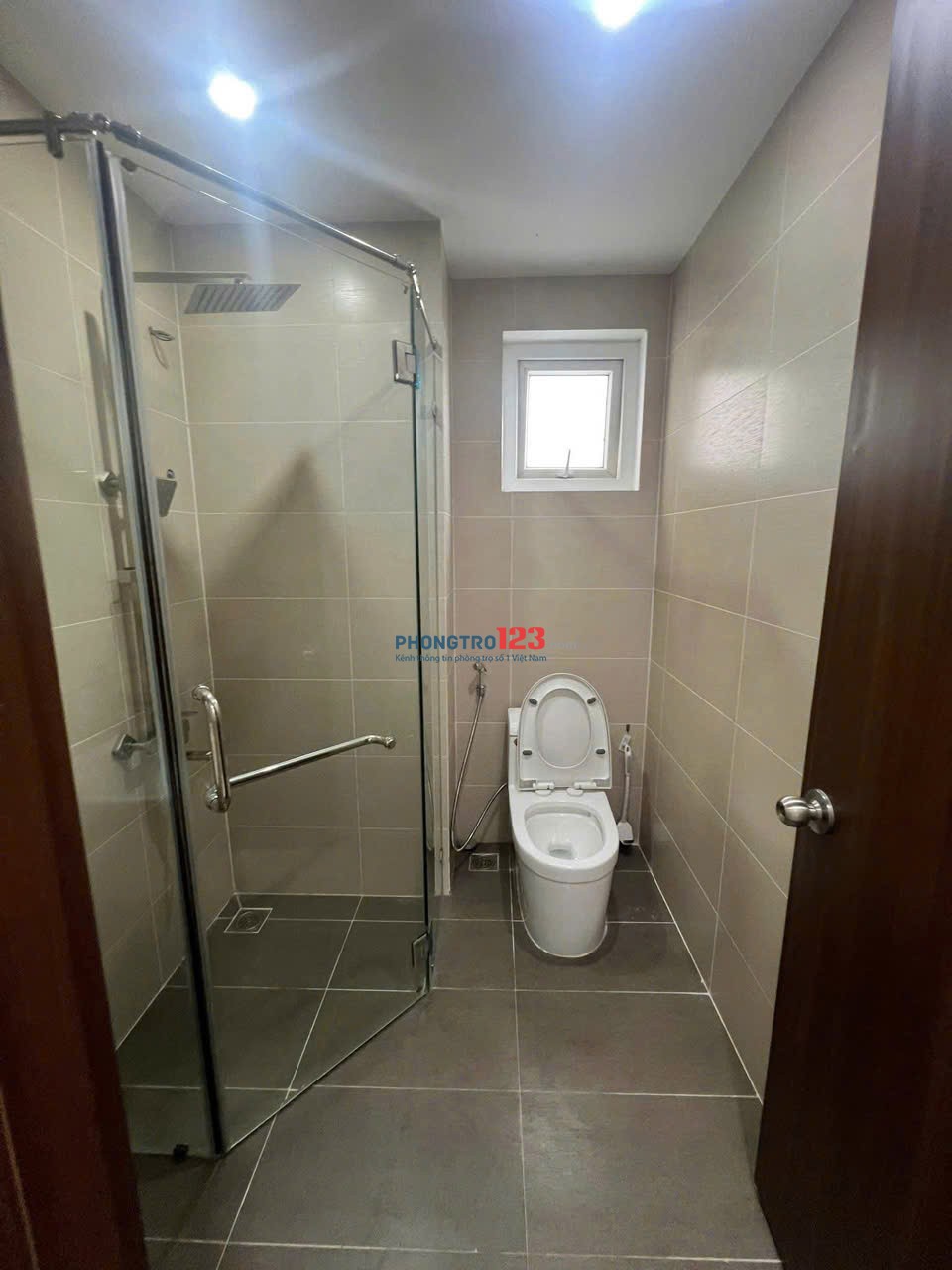 Chung cư Carillon 5, Luỹ Bán Bích, TP: 2p ngủ rộng, 2wc, có nt 11tr/th
