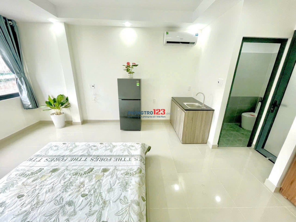 Phòng mới rộng 35m2 Full nội thất ban công đường Phan Văn Trị gần ĐH Văn Lang, Công Nghiệp
