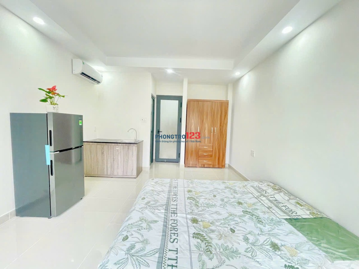Phòng mới rộng 35m2 Full nội thất ban công đường Phan Văn Trị gần ĐH Văn Lang, Công Nghiệp