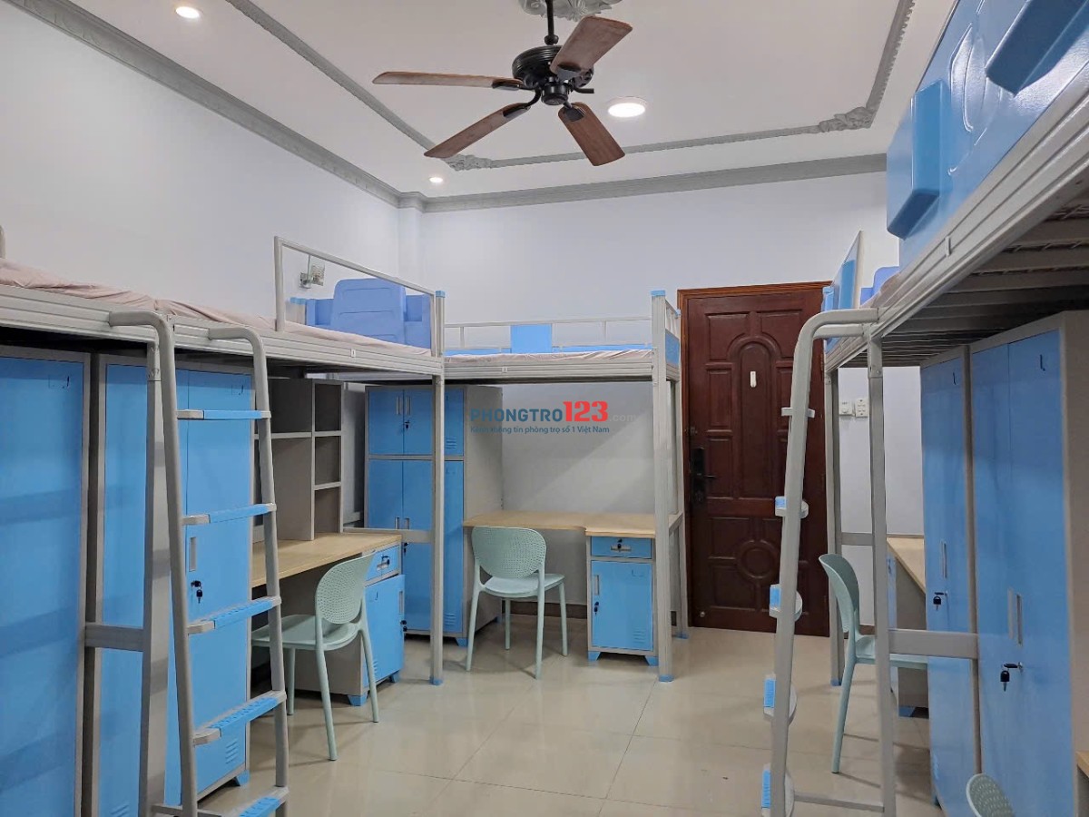 KÝ TÚC XÁ KHAI TRUƠNG, SÁT ĐẠI HỌC HUTECH, HỒNG BÀNG, UEF, GTVT- BÌNH THẠNH, CHỈ 1.9TR BAO HẾT.