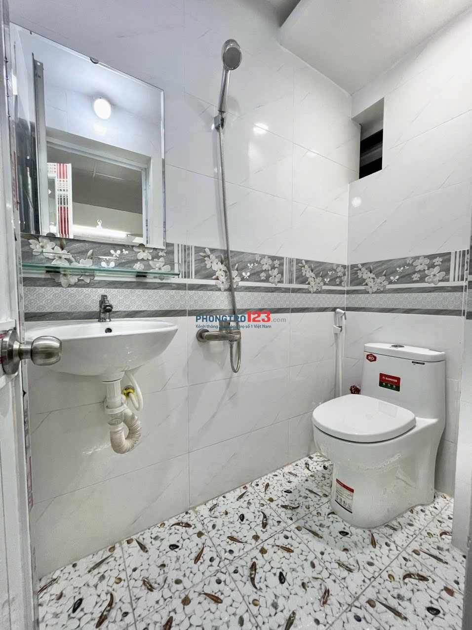 Căn Hộ Sát Văn Lang, Ngay Công Viên, Giao PhạmVăn Đồng