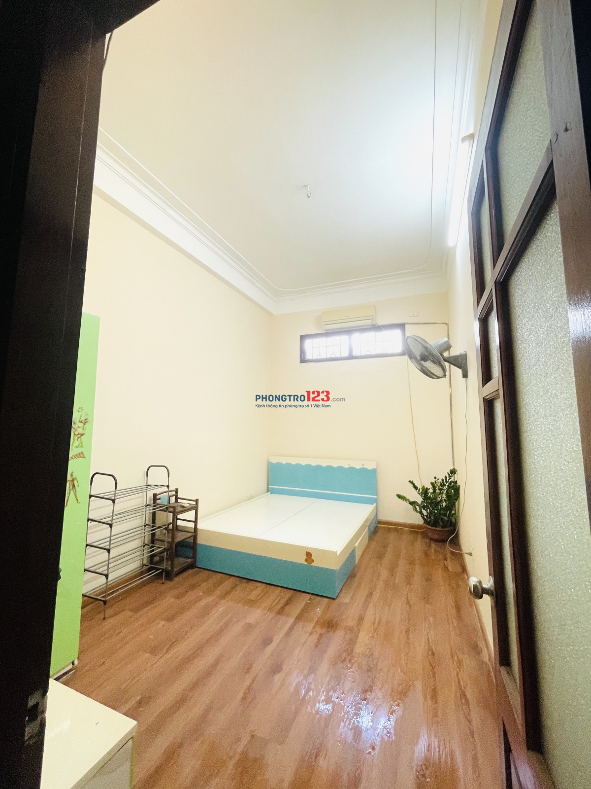 CHO THUÊ PHÒNG Giá 2,5tr - Phòng full tiện ích, nhà phân lô, đường Văn Cao, phường Ngọc Hà (sát Hồ