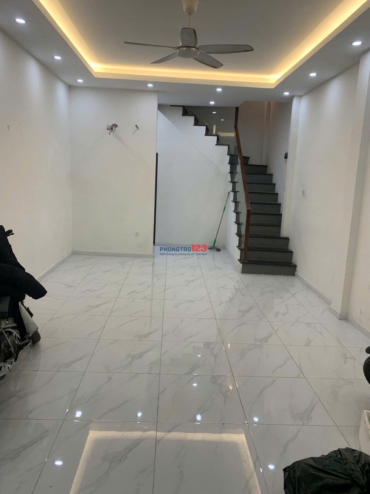 Tìm 2 NỮ ở ghép NHÀ NGUYÊN CĂN siêu xịn tại HOÀNG MAI