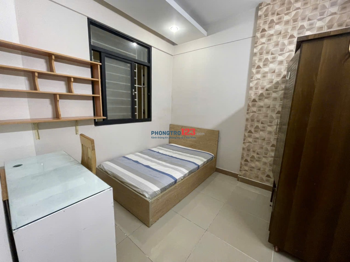 Cho thuê phòng nhỏ full nội thất trong chung cư Đức Khải