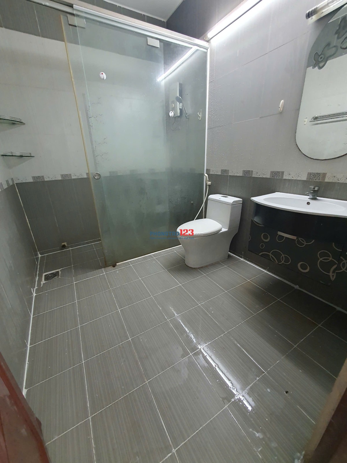 PHÒNG NGỦ RIÊNG - FULL NỘI THẤT - TÁCH BẾP, BAN CÔNG RỘNG - GẦN UMP, UEH, VHU, SGU, SPS, QST