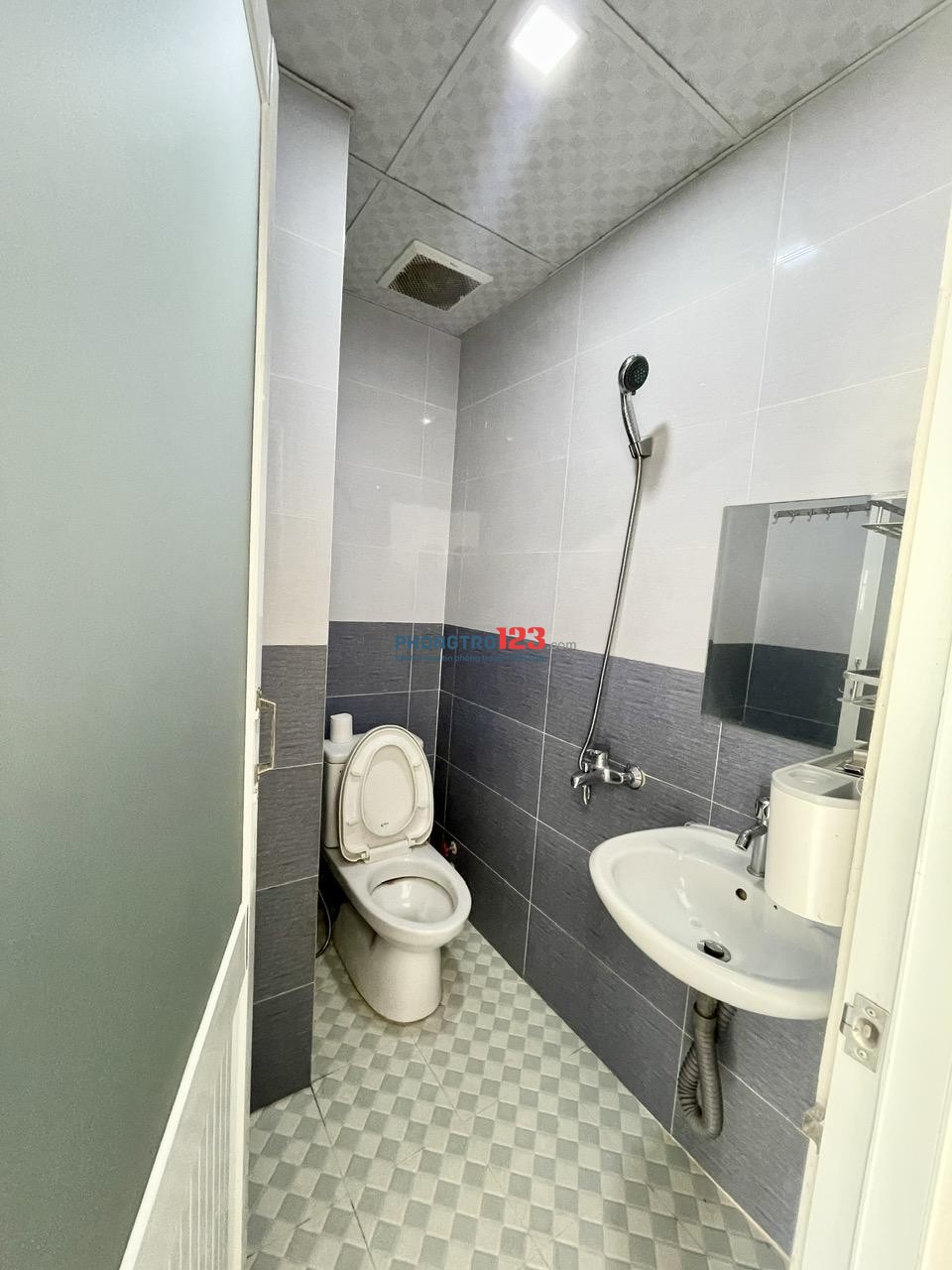 PHÒNG TRỌ CHO SINH VIÊN HUTECH,HIU,UEF FULL NỘI THẤT CỬA SỔ LỚN ĐÓN NẮNG Ở QUẬN BÌNH THẠNH