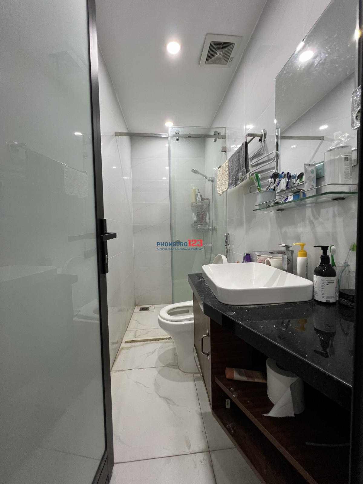 Tìm 2 NỮ ở ghép NHÀ NGUYÊN CĂN siêu xịn tại HOÀNG MAI