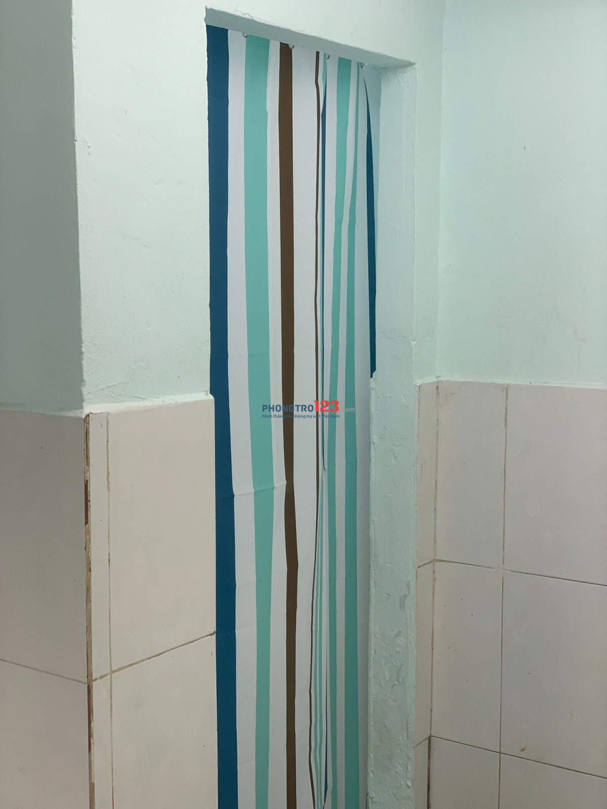 Chính chủ cho thuê phòng trọ mặt đường Thế Lữ gần Trường Y Khoa Phạm Ngọc Thạch (cơ sở 2), giá 1.500.000/phòng/ tháng. Đ